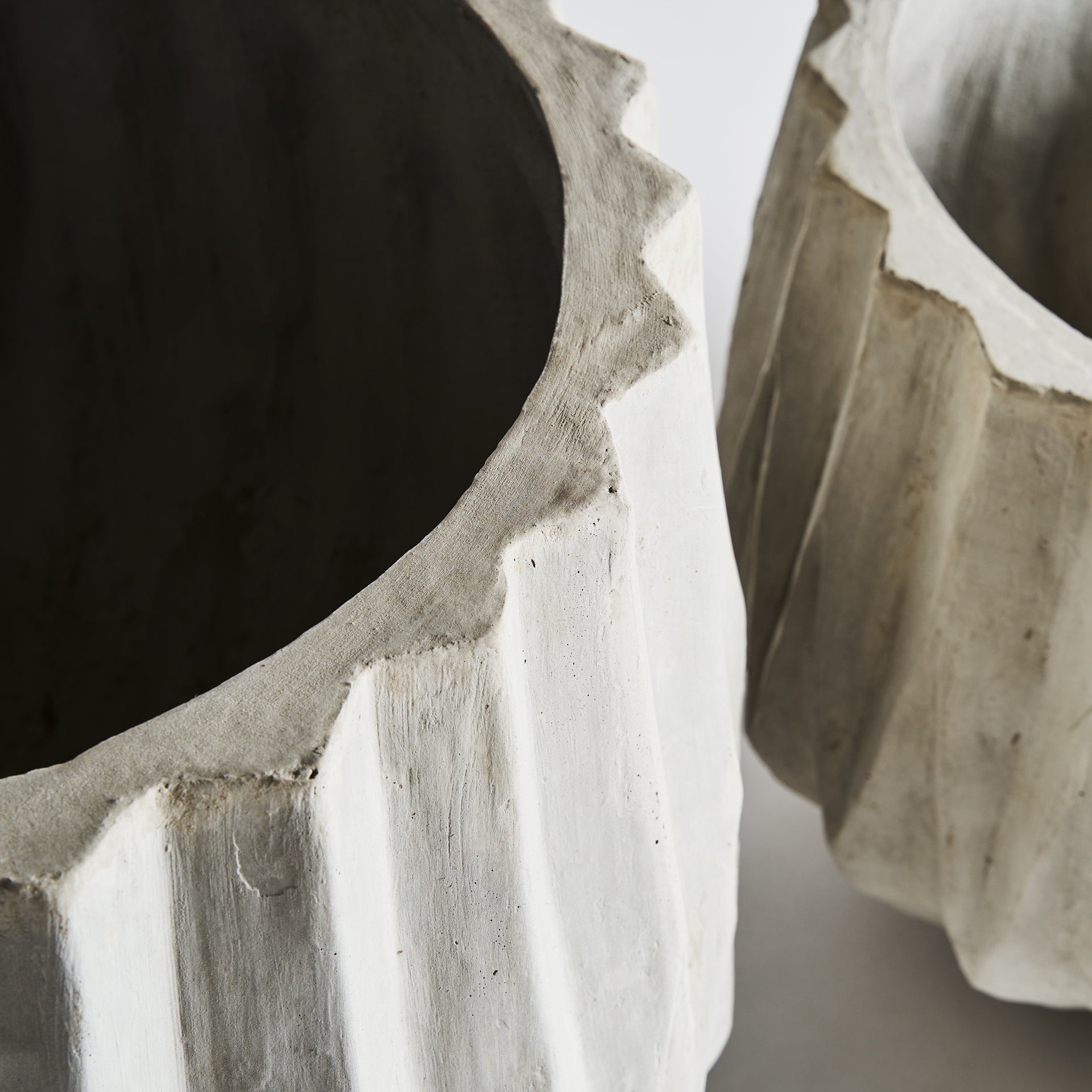 ESSING PLANT POT (SET OF 2)